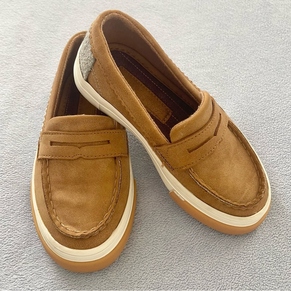 Zara boys shoes size 26